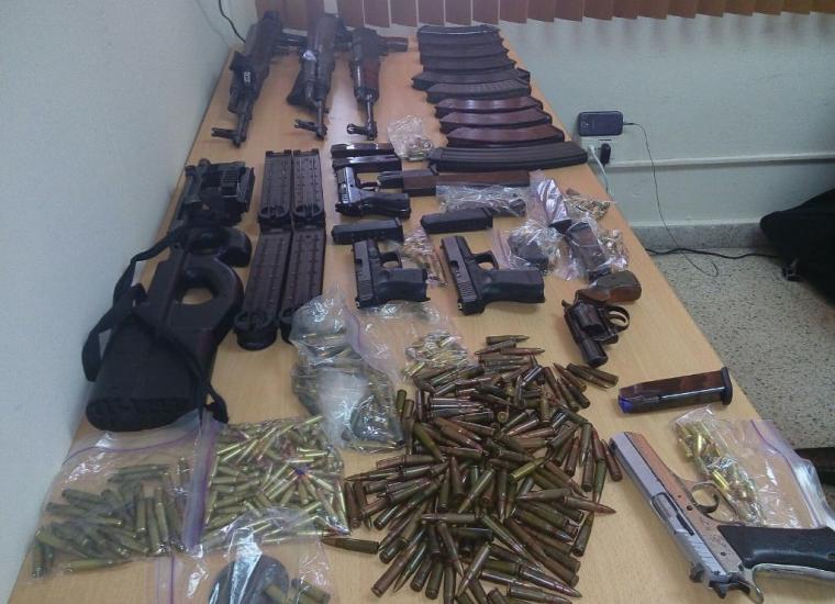 armas