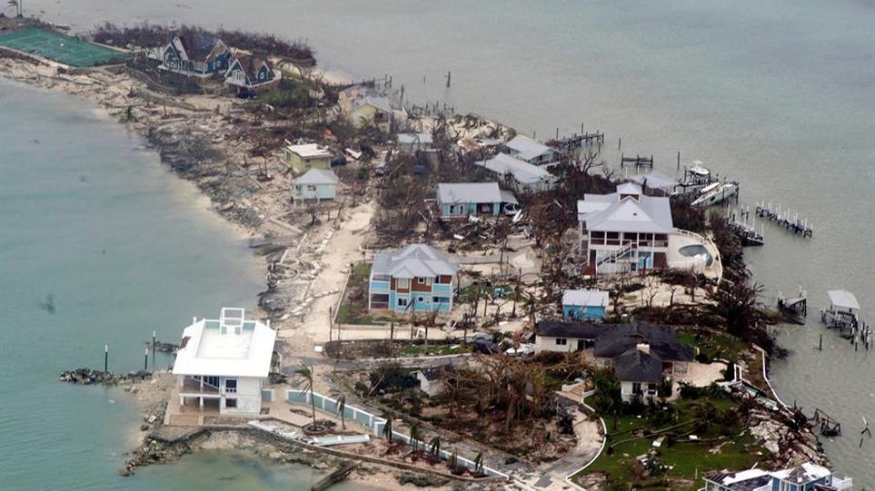 Vista aerea estructuras danadas Bahamas MEDIMA20190904 0117 3