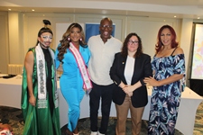 gay pride desfile panama web