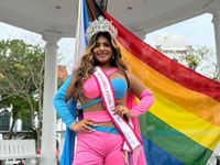 izada gay panama web